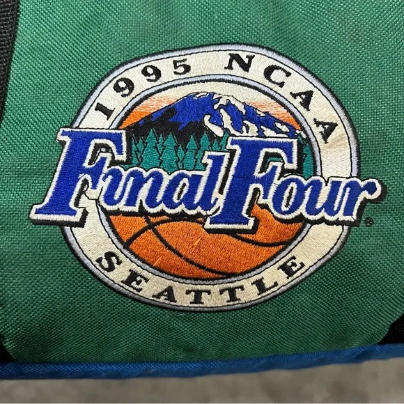Vintage 1995 Final Four NCAA Basketball Seattle, WA Oversized Duffle Bag